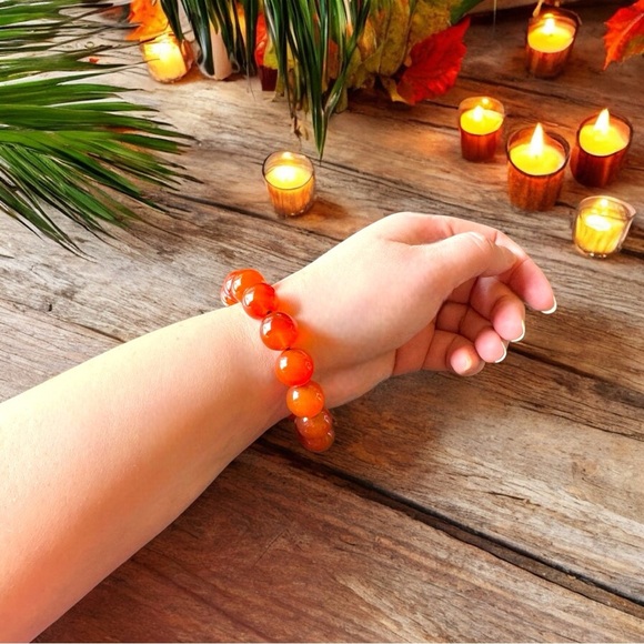 Gem Quality Fire Agate Stretch Bracelet – Glowing Autumn Hues - Picture 4 of 9